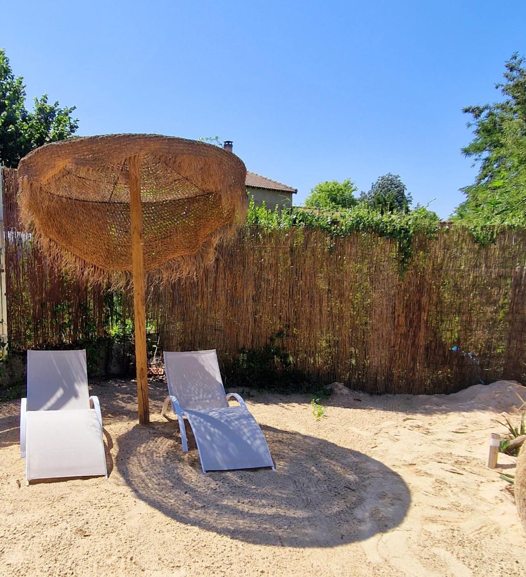 Casa Rural sobre el Rio y con Piscina Huerta  Exterior foto